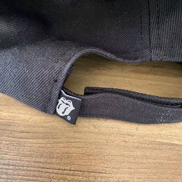 The Rolling Stones Zip Code 2015 North America Hat Black & Red Adjustable Cap - Picture 4 of 4